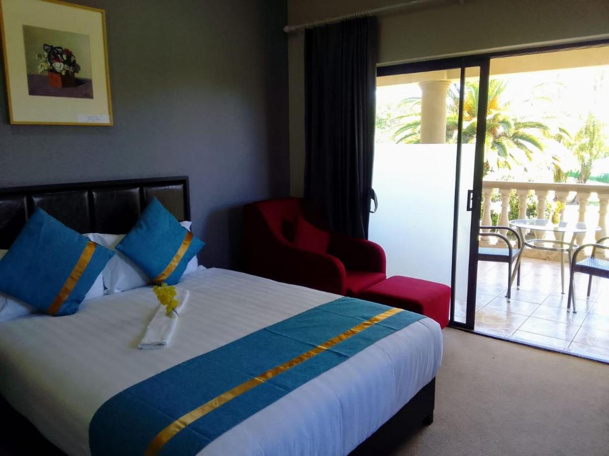 Atlantic Pearl Guest House มิดแรนด์ ภายนอก รูปภาพ