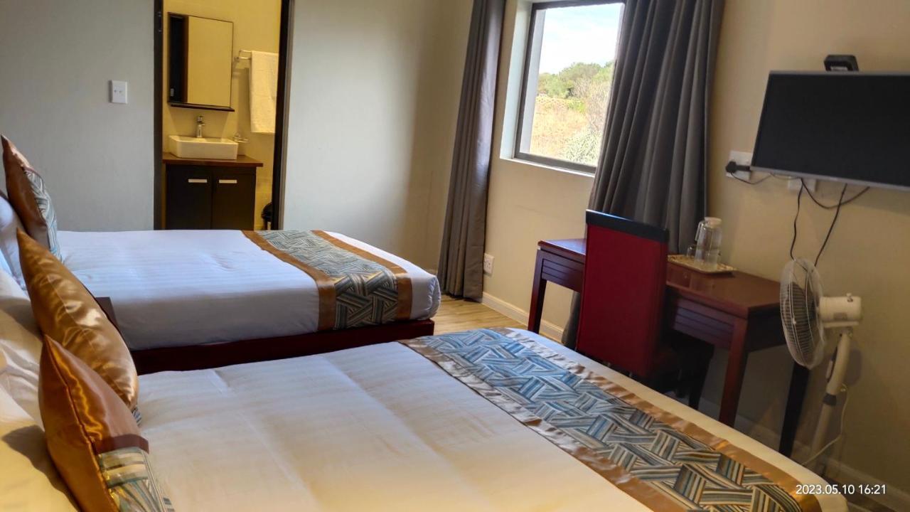 Atlantic Pearl Guest House มิดแรนด์ ภายนอก รูปภาพ