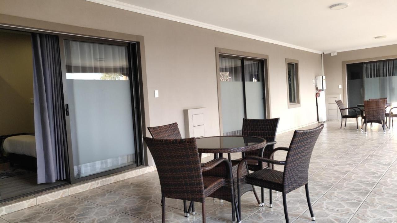 Atlantic Pearl Guest House มิดแรนด์ ภายนอก รูปภาพ